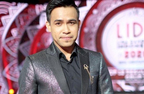 Artis Dangdut, Jebolan D'Academy 4 Asal Baubau Fildan Rahayu